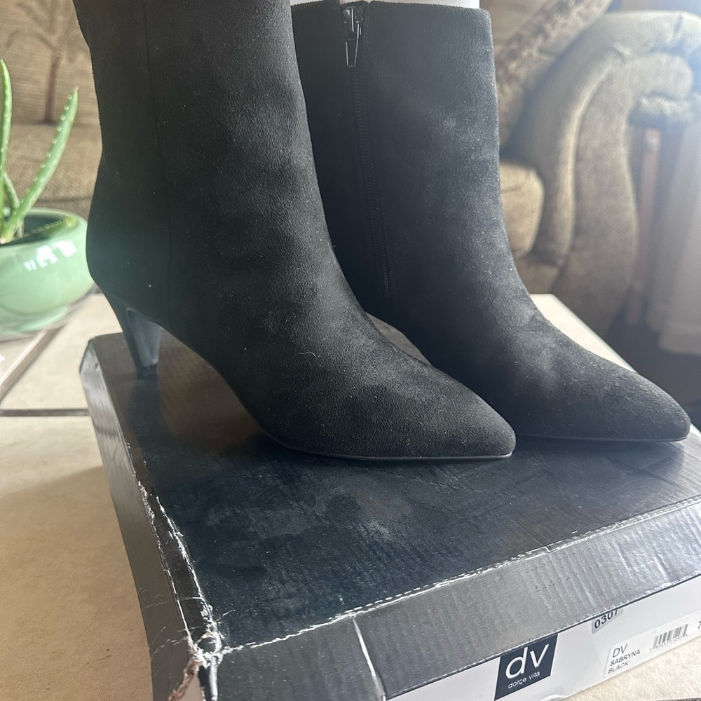 DV by Dolce Vita Women's Black Suede Ankle Boots